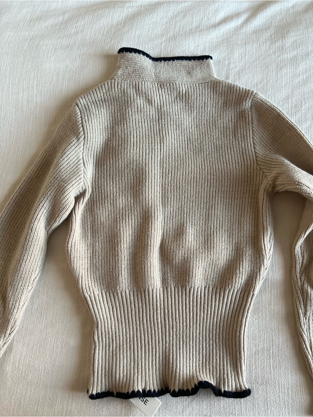 COMMENSE Contrast Trim Tie-Neck Ribbed Sweater - Picture 4 of 5